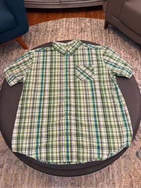 Marmot Men’s XXL Short Sleeve Button Hiking Lightweight Shirt